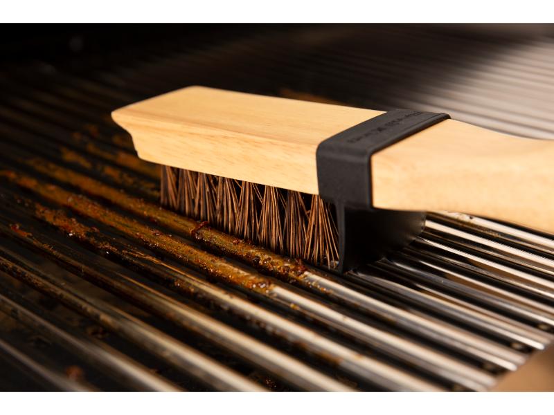 Broil King Heavy-Duty Wood Grill Brush with Extra-Long Palmyra Bristles (#65228)