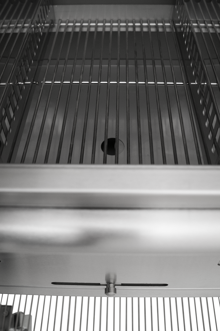 Bull Bison Charcoal Freestanding Grill