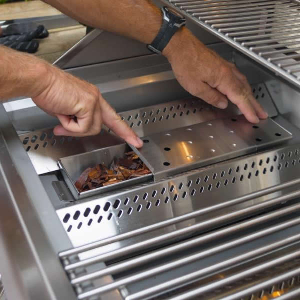 Bull Large EZ Fill Smoker Box