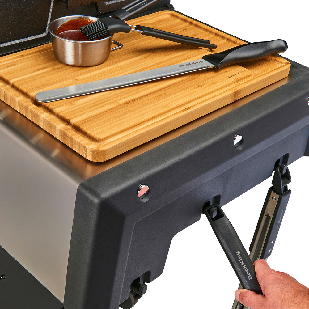 Broil King - Regal™ S490 Pro IR: Premium Stainless Steel Gas Grill